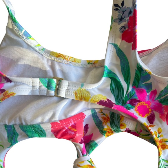 Women’s Salt + Cove Colorful Floral one-Piece Swimsuit. size S - Picture 6 of 8